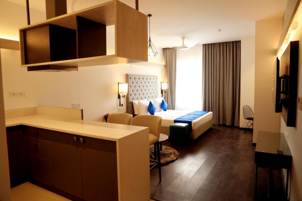 Hotel Deccan Serai Grande, Gachibowli, Hyderabad Bagian luar foto