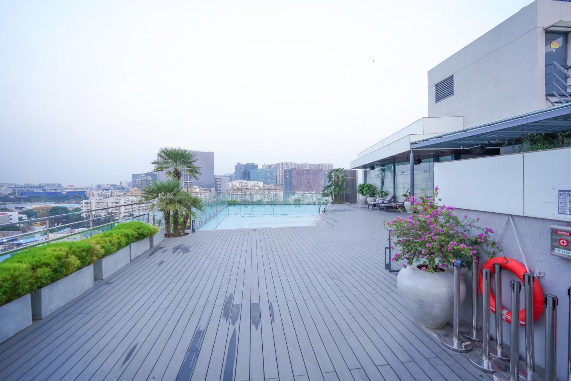 Hotel Deccan Serai Grande, Gachibowli, Hyderabad Bagian luar foto