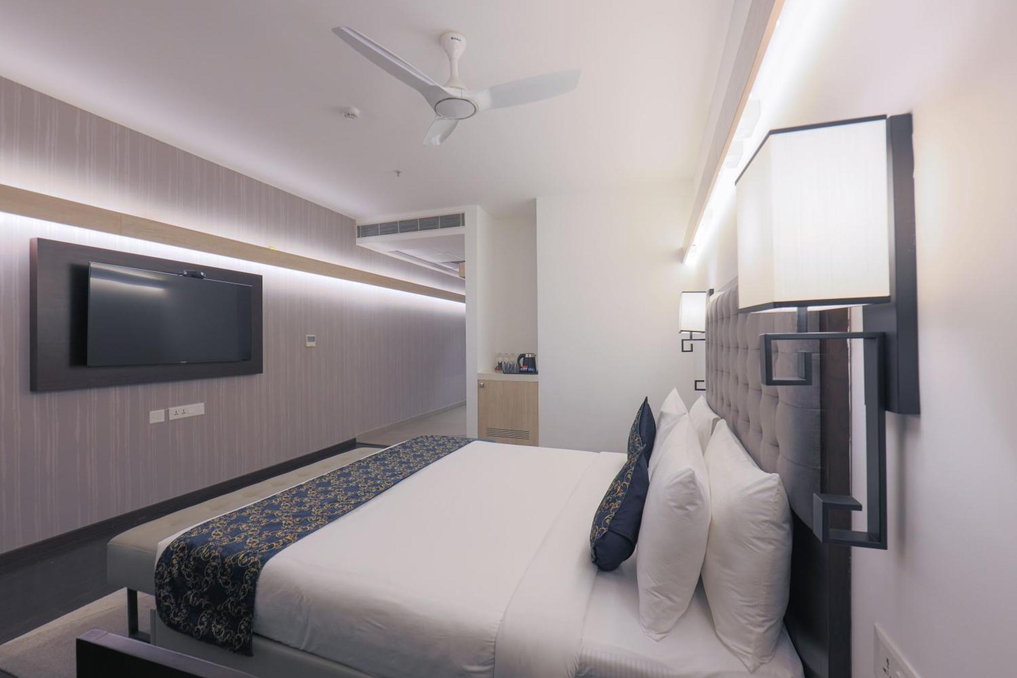 Hotel Deccan Serai Grande, Gachibowli, Hyderabad Bagian luar foto