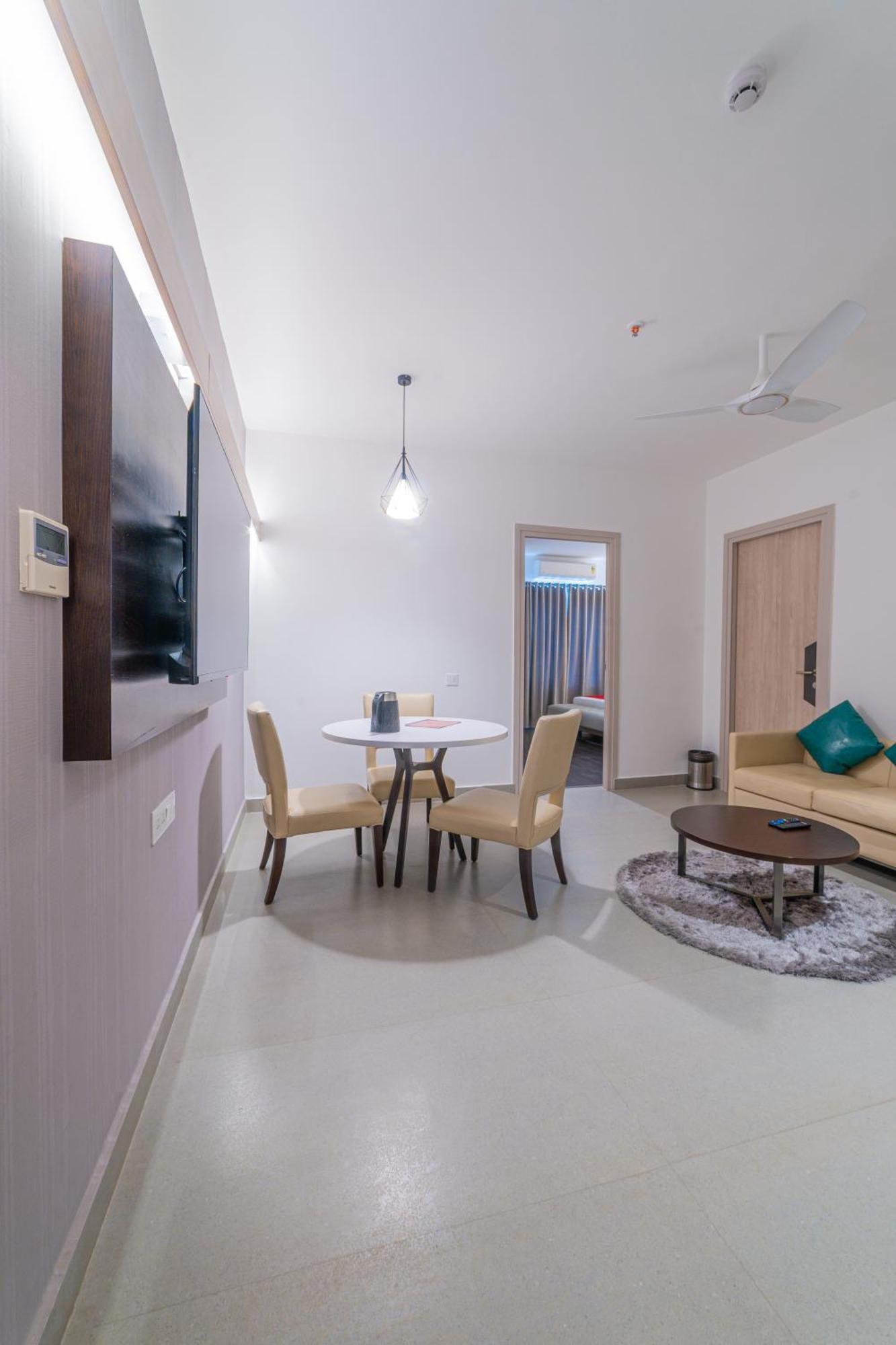 Hotel Deccan Serai Grande, Gachibowli, Hyderabad Bagian luar foto