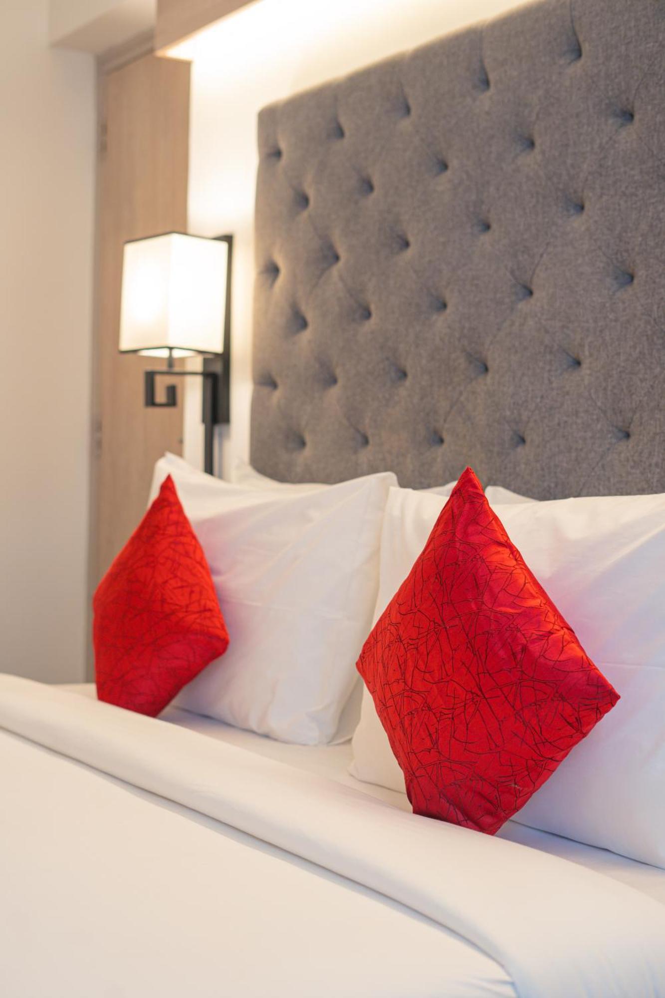 Hotel Deccan Serai Grande, Gachibowli, Hyderabad Bagian luar foto
